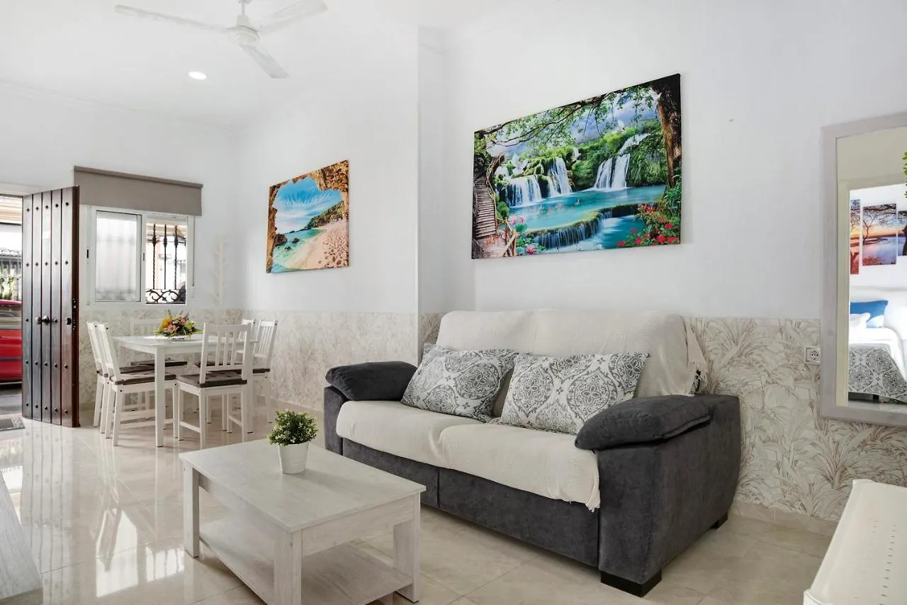 Casa Centro Historico Barbate Villa Holiday home